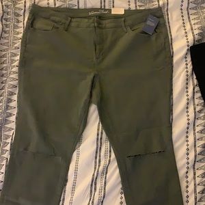 Universal Thread Jegging